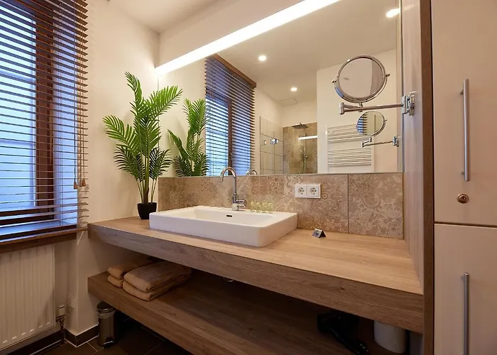 Ganzstein * מורצשלאג